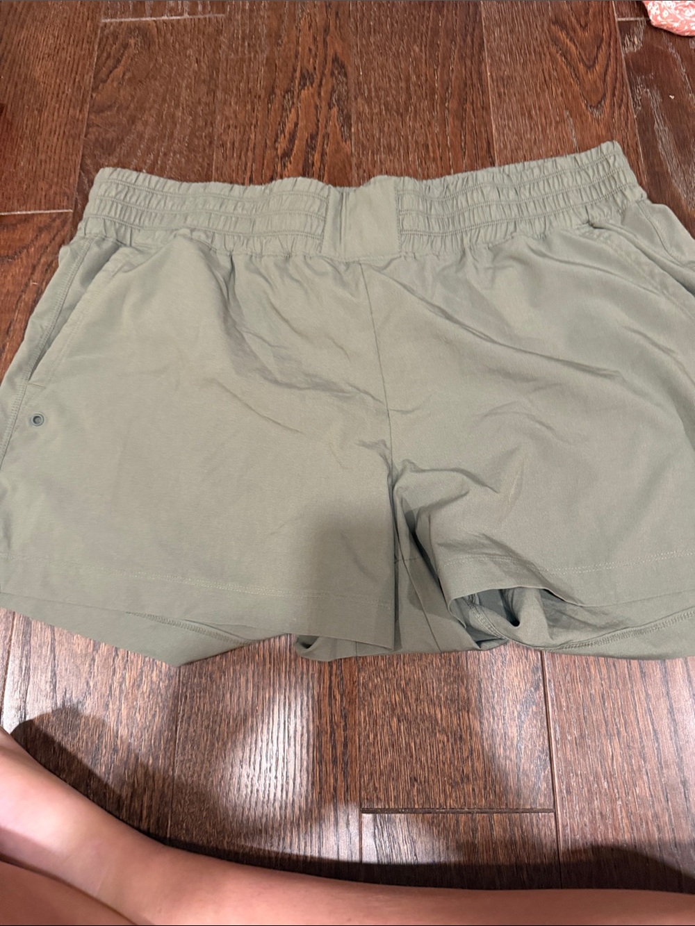 Old Navy Men's Olive Athletic Shorts - Elastic Waist